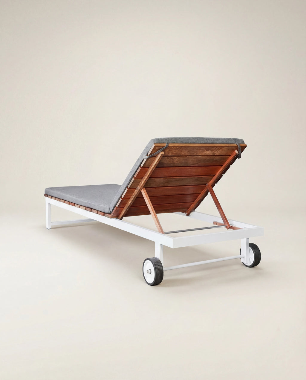 Aenos Sun Lounger